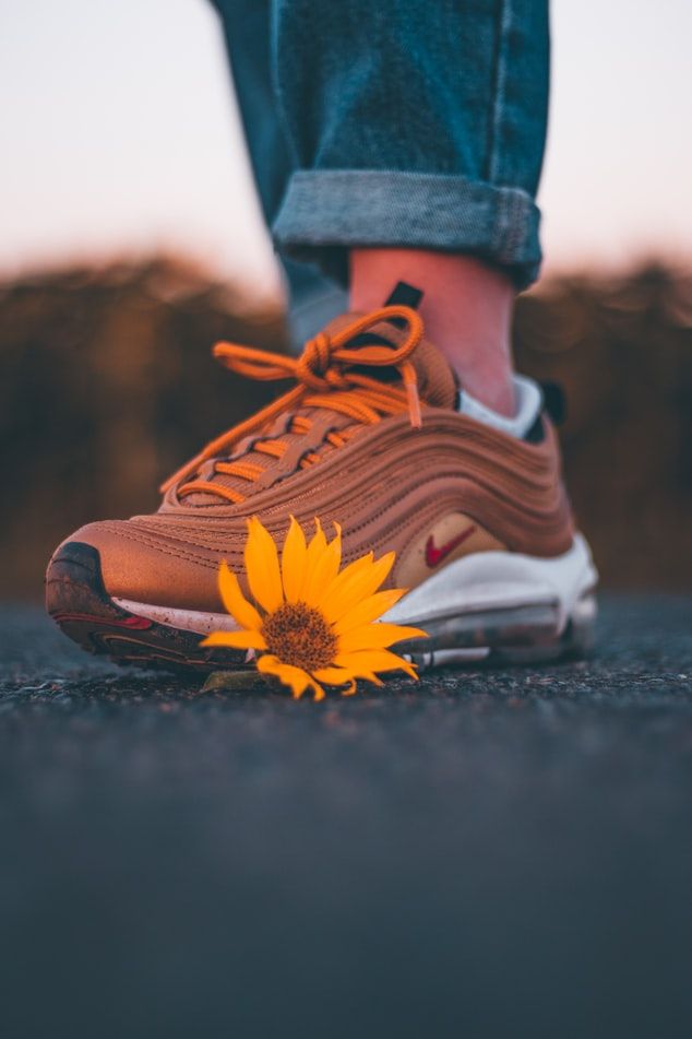 sneakersy nike damskie.jpeg