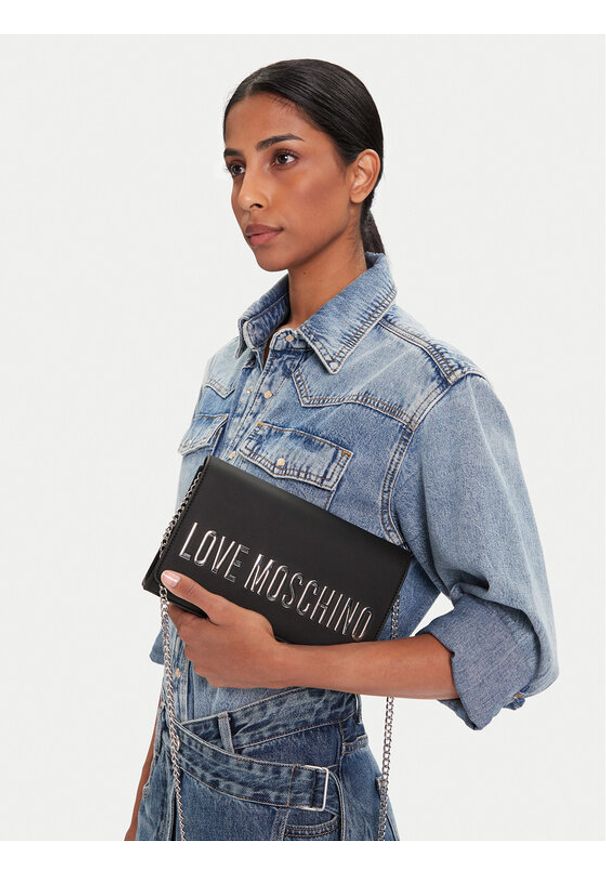 Love Moschino - LOVE MOSCHINO Torebka JC4103PP0NKD000B Czarny. Kolor: czarny. Materiał: skórzane