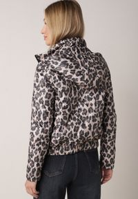 Born2be - Różowa Panterkowa Kurtka Przejściowa w Panterkę z Odpinanym Kapturem Antolea. Kolor: różowy. Materiał: poliester, jeans. Wzór: motyw zwierzęcy. Styl: klasyczny #7