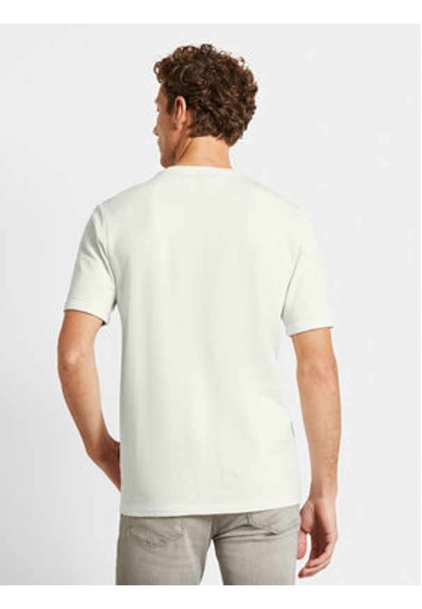 Bugatti T-Shirt 8350 55024A Biały Slim Fit. Kolor: biały. Materiał: bawełna