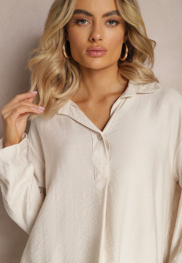 Renee - Beżowa Bluzka z Wiskozy w Stylu Koszuli Zapinana na Guziki Aviessa. Kolor: beżowy. Materiał: wiskoza