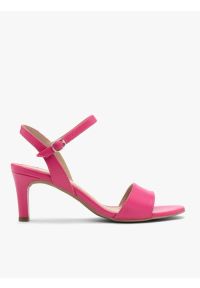 Ryłko - Fuksjowe sandały damskie na szpilce. Kolor: fioletowy. Materiał: skóra. Sezon: lato. Obcas: na szpilce. Styl: street. Wysokość obcasa: średni #1