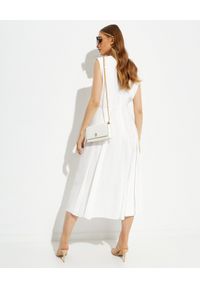 prada - PRADA - Biała plisowana sukienka midi. Kolor: biały. Materiał: tkanina. Długość: midi #6