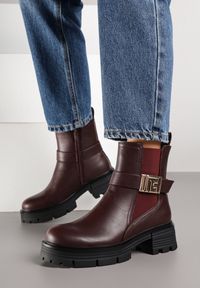 Born2be - Bordowe Botki Sztyblety z Ozdobnym Paskiem z Klamerką Rirovia. Zapięcie: pasek. Kolor: czerwony. Materiał: jeans. Wzór: aplikacja. Sezon: zima, jesień. Styl: klasyczny