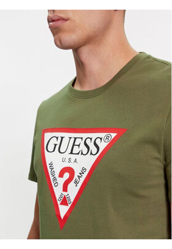 Guess T-Shirt Logo M2YI71 I3Z14 Zielony Slim Fit. Kolor: zielony. Materiał: bawełna