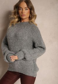 Renee - Ciemnoszary Klasyczny Sweter z Wełną i Wiskozą o Luźnym Kroju Omethea. Okazja: na co dzień, na spacer. Kolor: szary. Materiał: wełna, wiskoza. Długość rękawa: długi rękaw. Długość: długie. Styl: klasyczny #4