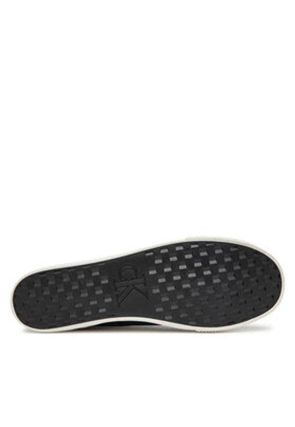 Calvin Klein Jeans Sneakersy Ess Vulc Mid Mg Canvas YM0YM01210 Czarny. Kolor: czarny. Materiał: materiał