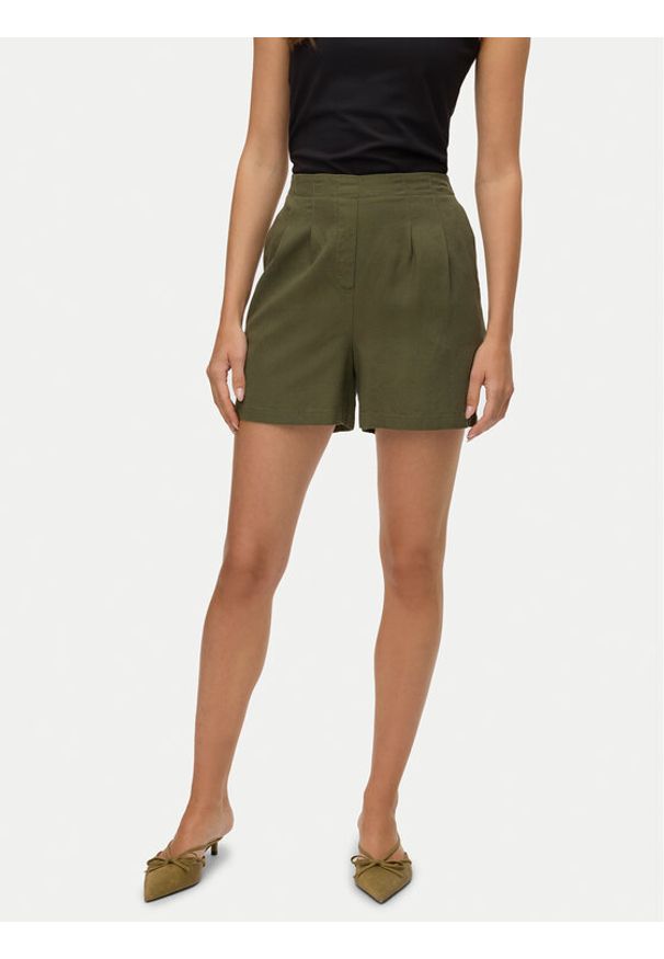 Vero Moda Szorty materiałowe Jesmilo 10279694 Zielony Regular Fit. Kolor: zielony. Materiał: wiskoza