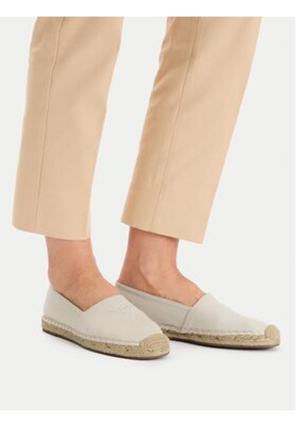 Emporio Armani Espadryle XVSS07 XD396 D417 Écru. Materiał: materiał