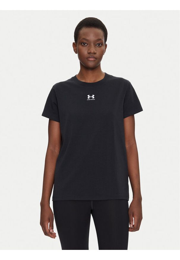 Under Armour Koszulka techniczna Rival Core 1383648 Czarny Regular Fit. Kolor: czarny. Materiał: bawełna, syntetyk
