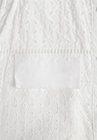 Born2be - Biała Bawełniana Sukienka Ażurowa o Koszulowym Kroju z Materiałowym Paskiem w Talii Vikiiana. Kolor: biały. Materiał: materiał, bawełna. Wzór: ażurowy. Typ sukienki: koszulowe. Styl: elegancki, wizytowy #6