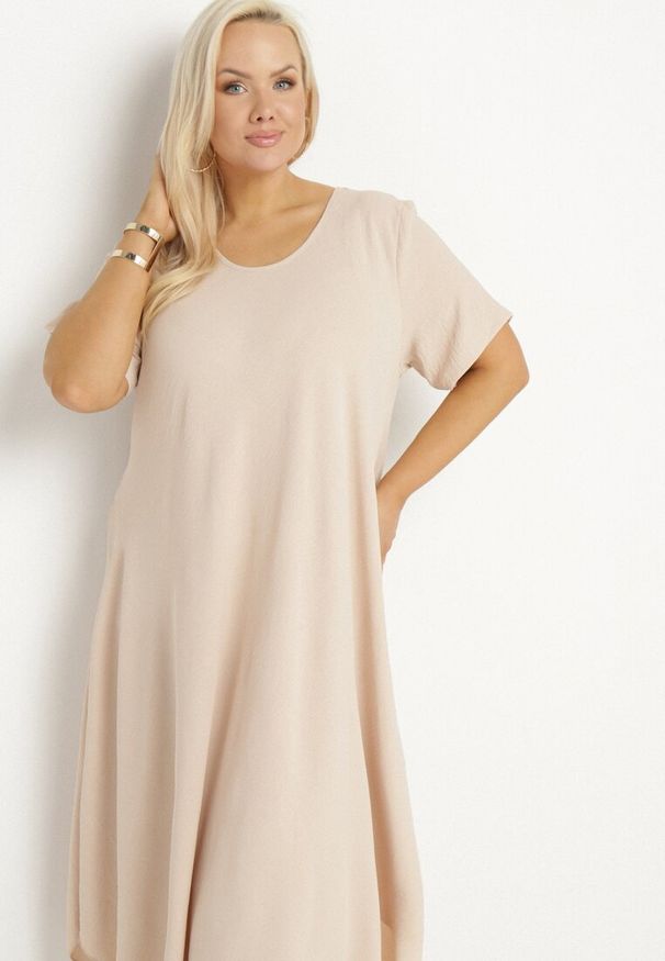 Born2be - Beżowa Rozkloszowana Sukienka z Bawełną Elzedia. Okazja: na co dzień. Kolor: beżowy. Materiał: bawełna. Typ sukienki: rozkloszowane. Styl: casual, elegancki
