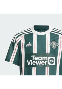 Adidas - Koszulka Manchester United 23/24 Away Kids. Kolor: czerwony, zielony, biały, wielokolorowy. Materiał: materiał. Sport: piłka nożna