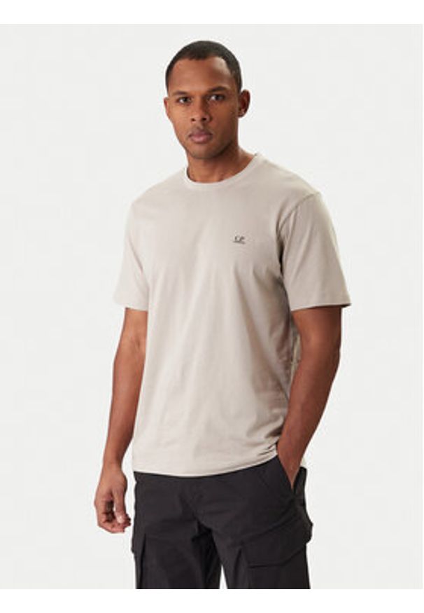 C.P. Company T-Shirt 20CMTS725A005100W Beżowy Regular Fit. Kolor: beżowy. Materiał: bawełna