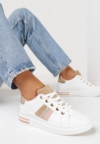 Born2be - Biało-Beżowe Sneakersy z Przeszyciami Lisene. Kolor: biały