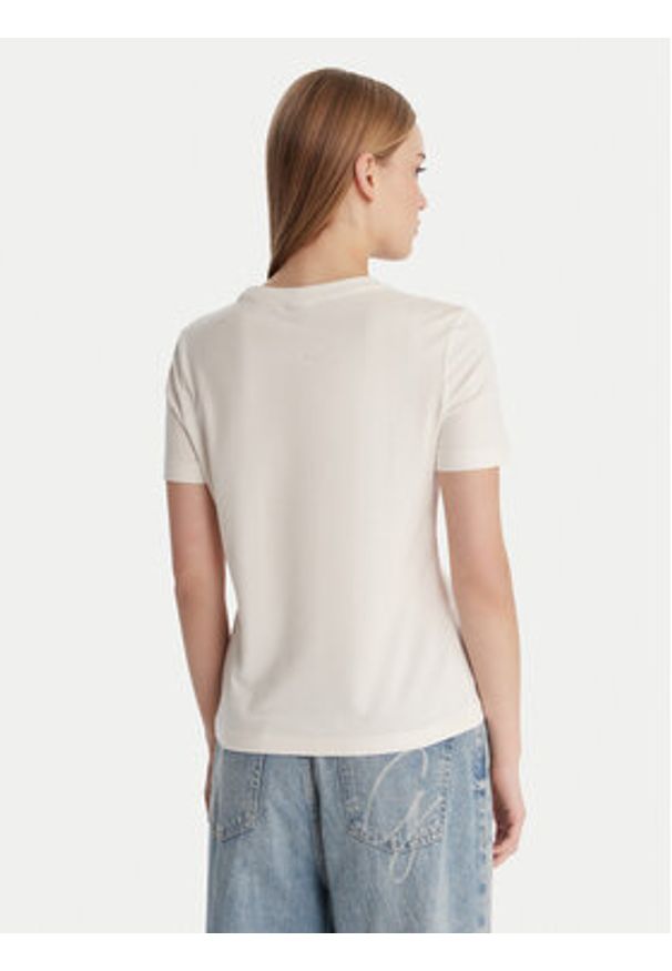 Guess T-Shirt V6RI15 J1314 Biały Regular Fit. Kolor: biały. Materiał: bawełna