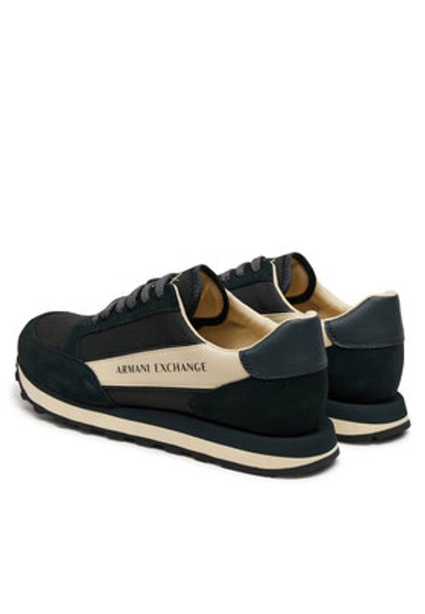 Armani Exchange Sneakersy XUX083 XV263 U395 Czarny. Kolor: czarny. Materiał: zamsz, skóra