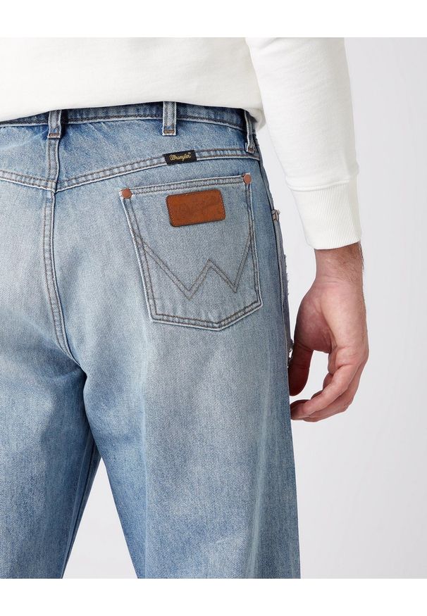 Wrangler - MĘSKIE SPODNIE JEANSOWE WRANGLER REDDING DUST UP BLUE W16XY1383 112141205