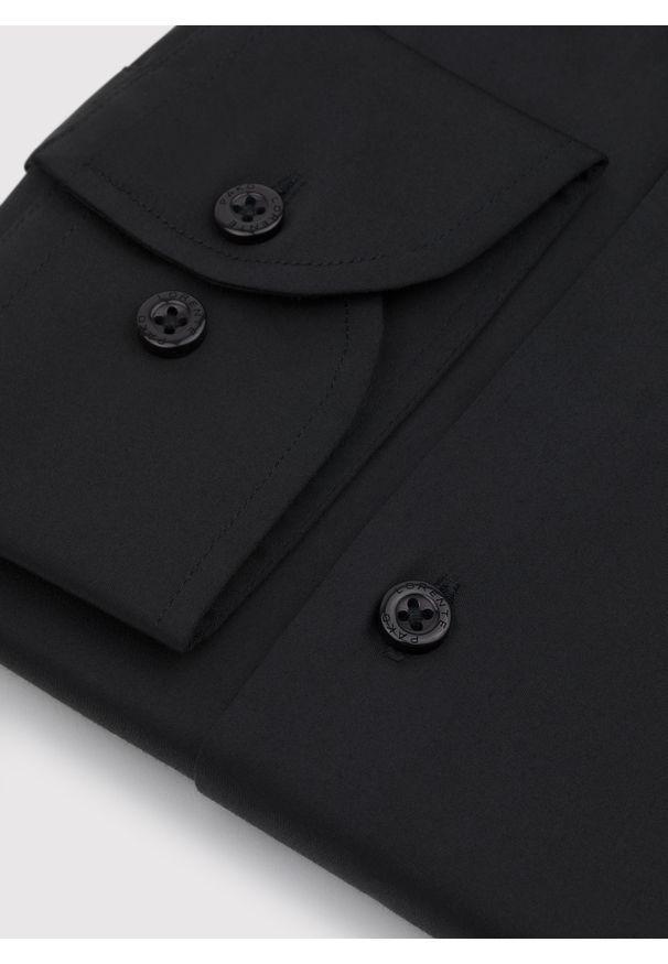 Pako Lorente - PAKO LORENTE - Czarna koszula męska z długim rękawem. Kolor: czarny. Materiał: elastan, bawełna. Długość rękawa: długi rękaw. Długość: długie