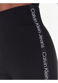 Calvin Klein Jeans Szorty sportowe J20J220683 Czarny Slim Fit. Kolor: czarny. Materiał: syntetyk #4