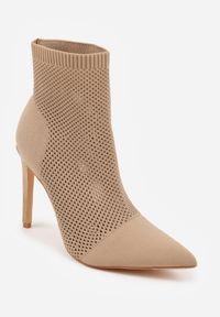Born2be - Ciemnobeżowe Skarpetkowe Botki VICES na Szpilce z Cholewką o Strukturalnym Splocie Lodinia. Nosek buta: otwarty. Kolor: beżowy. Materiał: skóra, materiał. Szerokość cholewki: normalna. Wzór: ze splotem. Obcas: na szpilce. Styl: klasyczny. Wysokość obcasa: średni #5