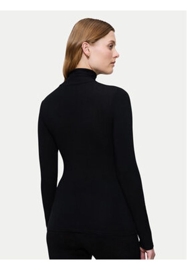 Triumph Golf Bauty Layers 10225074 Czarny Slim Fit. Typ kołnierza: golf. Kolor: czarny. Materiał: wełna