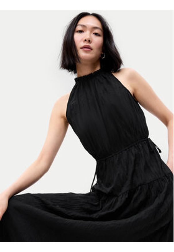 GAP - Gap Sukienka letnia 549270-01 Czarny Regular Fit. Kolor: czarny. Materiał: syntetyk. Sezon: lato