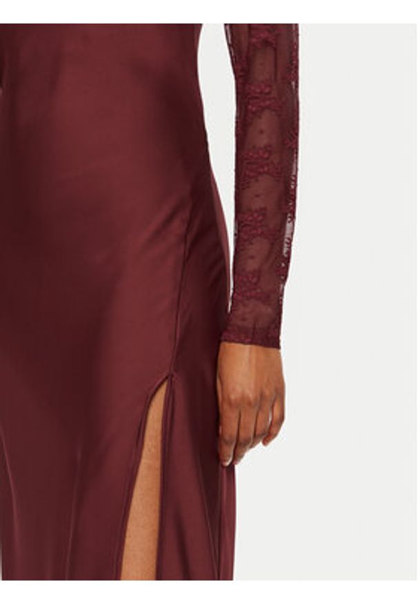 YAS Sukienka koktajlowa Meels 26032597 Czerwony Regular Fit. Kolor: czerwony. Materiał: syntetyk. Styl: wizytowy