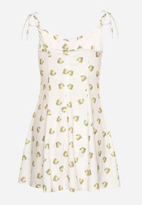 Born2be - Biała Sukienka na Wiązanych Ramiączkach w Cytryny Efrunea. Kolor: biały. Długość rękawa: na ramiączkach. Sezon: lato. Typ sukienki: rozkloszowane #6