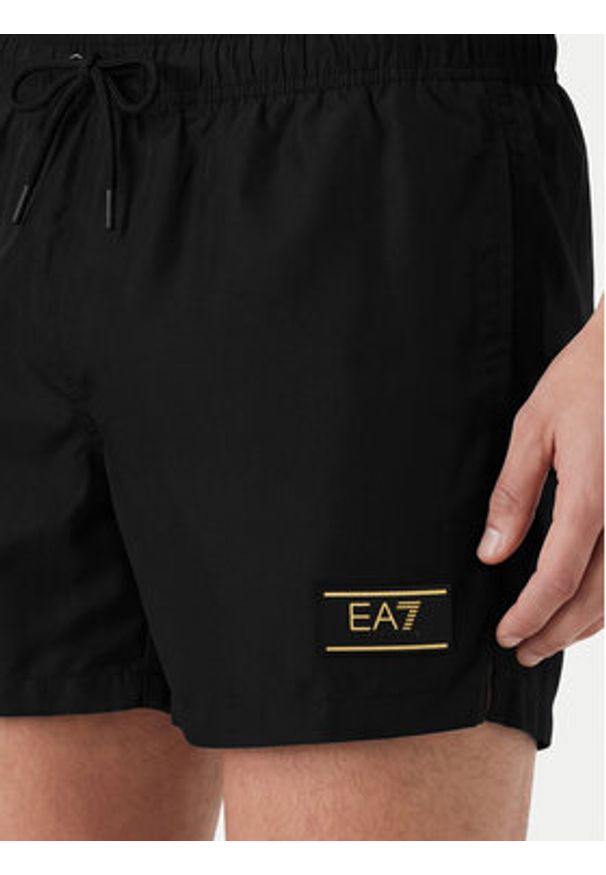 EA7 Emporio Armani Szorty kąpielowe 7M001713 AF21248 UC001 Czarny Regular Fit. Kolor: czarny. Materiał: syntetyk