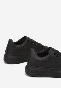 Born2be - Czarne Sneakersy Phoebia. Nosek buta: okrągły. Kolor: czarny. Szerokość cholewki: normalna. Wzór: kolorowy