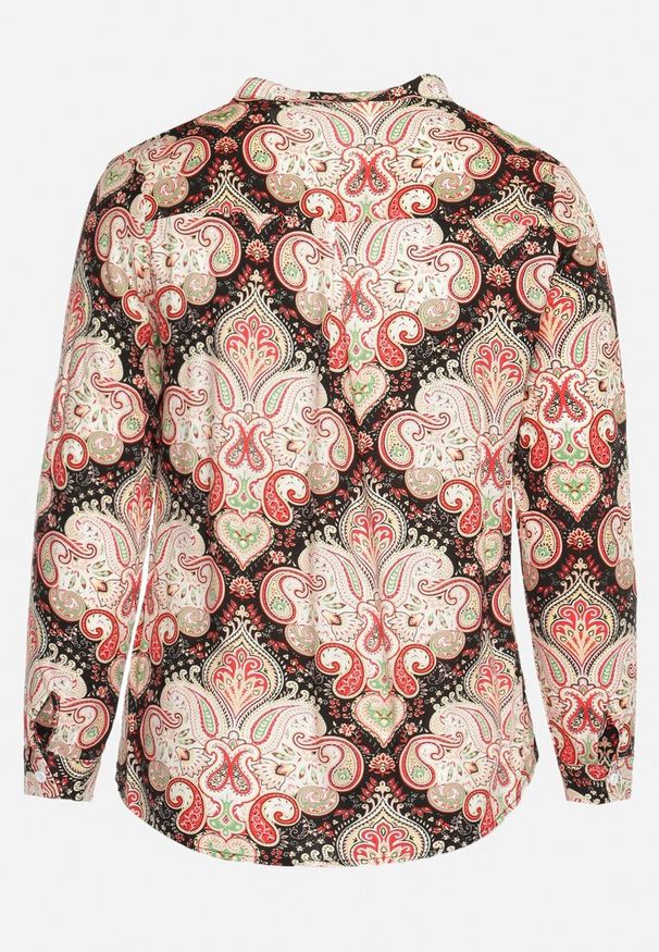 Born2be - Czarno-Czerwona Wiskozowa Bluzka w Wzór Paisley z Zapięciem na Guziki i Trójkątnym Dekoltem Lorita. Kolor: czarny. Materiał: wiskoza. Wzór: paisley