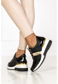 Kati - Czarne sneakersy kati buty sportowe sznurowane polska skóra 7122. Kolor: czarny. Materiał: skóra #1