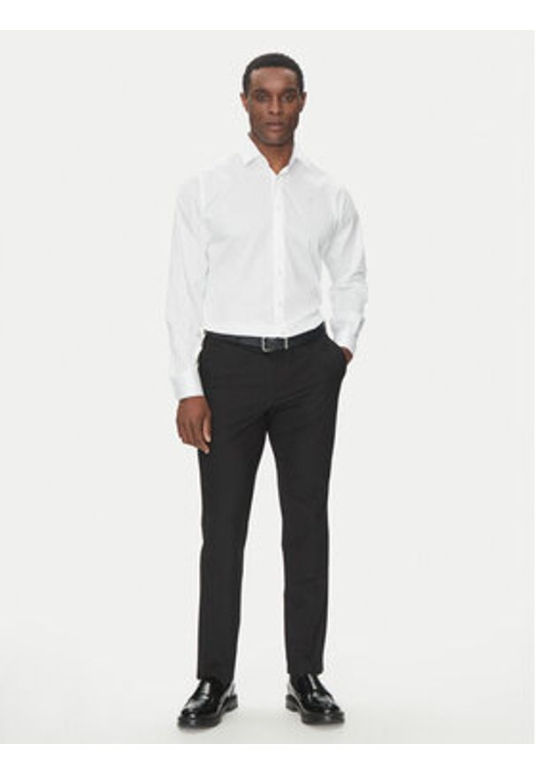 Karl Lagerfeld - KARL LAGERFELD Koszula 605038 552602 Biały Modern Fit. Typ kołnierza: dekolt w karo. Kolor: biały. Materiał: bawełna