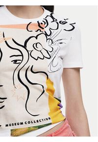 Desigual T-Shirt Collection 25SWTKAC Biały Regular Fit. Kolor: biały. Materiał: bawełna #3