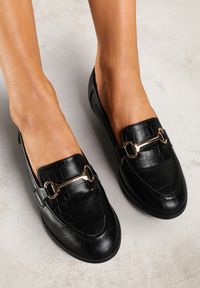 Renee - Czarne Mokasyny Barnard. Nosek buta: okrągły. Zapięcie: bez zapięcia. Kolor: czarny. Materiał: materiał, skóra. Szerokość cholewki: normalna. Obcas: na obcasie. Wysokość obcasa: niski #5