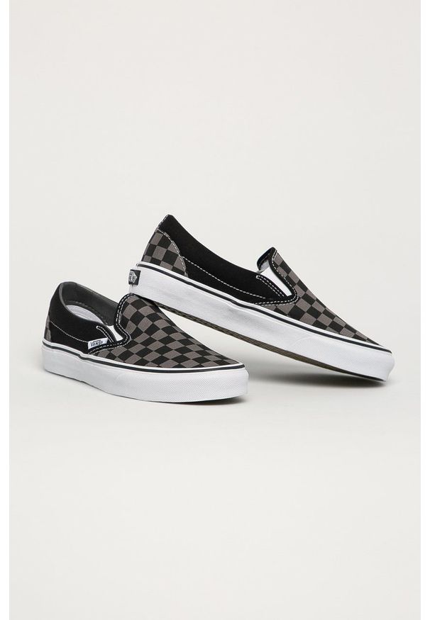 Vans - Tenisówki Classic Slip-On. Nosek buta: okrągły. Zapięcie: bez zapięcia. Kolor: czarny. Materiał: guma