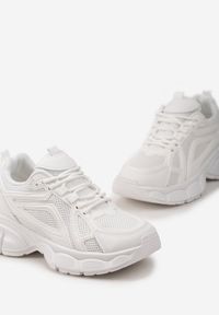 Renee - Białe Sneakersy na Grubej Podeszwie ze Sznurowaniem i Paskami z Ekoskóry Lathmyni. Okazja: na co dzień. Zapięcie: pasek. Kolor: biały. Wzór: aplikacja #4
