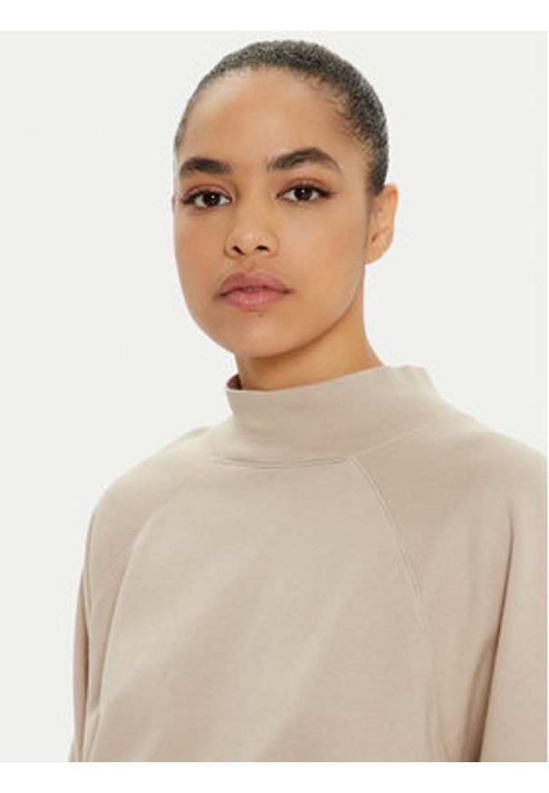 Champion Bluza 117637 Beżowy Loose Fit. Kolor: beżowy. Materiał: bawełna