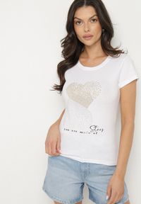 Born2be - Biały Bawełniany T-shirt Ozdobiony Cyrkoniami i Napisem Divera. Okazja: na co dzień. Kolor: biały. Materiał: bawełna. Wzór: napisy, aplikacja. Styl: klasyczny, casual #5