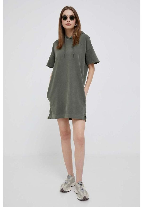 Pepe Jeans sukienka bawełniana kolor zielony mini oversize. Typ kołnierza: kaptur. Kolor: zielony. Materiał: bawełna. Wzór: aplikacja. Typ sukienki: oversize. Długość: mini