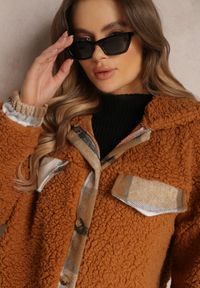 Renee - Brązowa Kurtka Futerko Teddy Oversize Bizo. Kolor: brązowy. Materiał: futro. Wzór: nadruk #3
