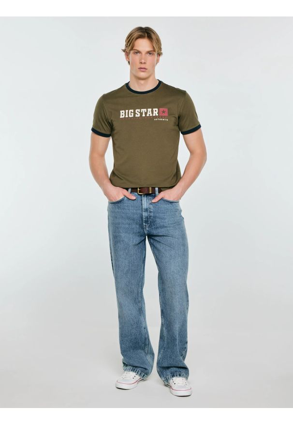Big-Star - Koszulka męska z linii Authentic z logo BIG STAR khaki Summet 303. Okazja: na co dzień. Kolor: zielony. Materiał: bawełna. Styl: casual, sportowy, wizytowy