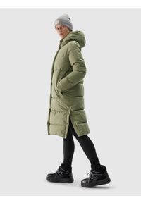 4f - 4F Długi płaszcz puchowy z syntetycznym wypełnieniem damski - khaki XXL. Okazja: na co dzień. Kolor: oliwkowy, brązowy, wielokolorowy. Materiał: puch, syntetyk. Długość: długie. Wzór: gładki. Sezon: zima. Styl: casual, klasyczny, sportowy #2