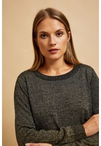MOODO - Sweter z metaliczną nitką czarny. Kolor: czarny. Materiał: akryl