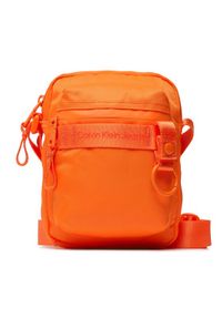 Calvin Klein Jeans Saszetka Ultralight Reporter 18 Nylon K50K509817 Pomarańczowy. Kolor: pomarańczowy. Materiał: materiał #1