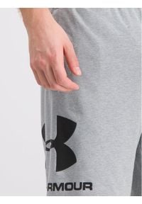 Under Armour Szorty sportowe UA Sportstyle Cotton Graphic 1329300 Szary Regular Fit. Kolor: szary #4