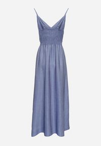 Born2be - Niebieska Kopertowa Sukienka na Ramiączkach z Wiskozy Zdobiona Cyrkoniami Ararielle. Okazja: na co dzień, na imprezę, na spacer. Typ kołnierza: dekolt w kształcie V. Kolor: niebieski. Materiał: wiskoza. Długość rękawa: na ramiączkach. Wzór: aplikacja. Typ sukienki: kopertowe. Styl: casual, klasyczny #2