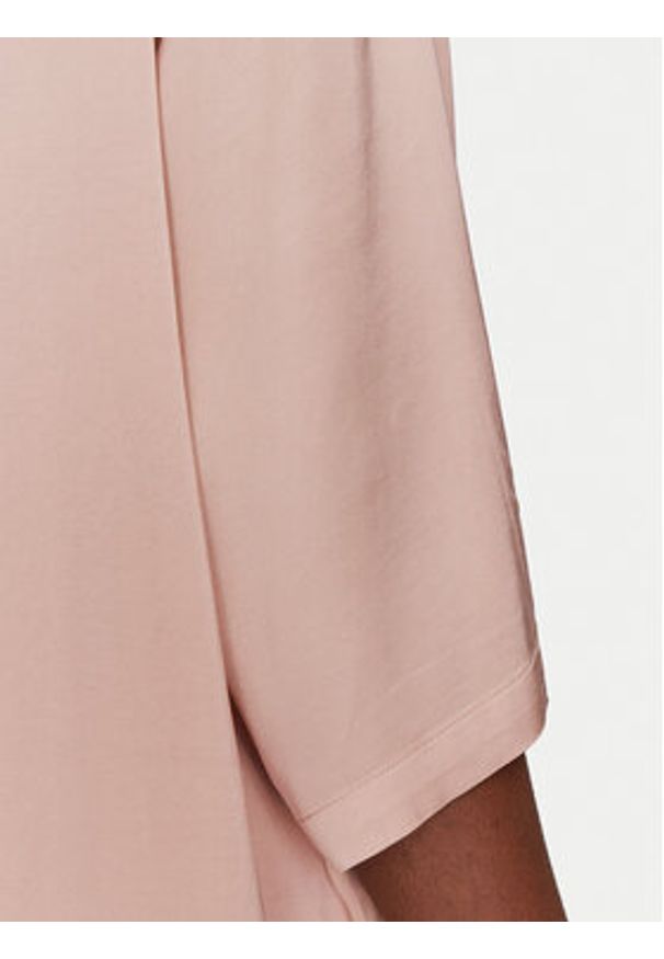 ViCOLO Bluzka TD0013 Różowy Relaxed Fit. Kolor: różowy. Materiał: wiskoza