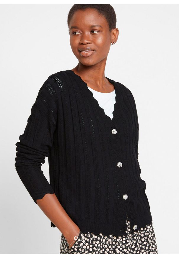 bonprix - Krótki kardigan ażurowy. Kolor: czarny. Materiał: wiskoza. Długość: krótkie. Wzór: ażurowy